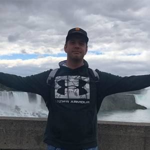 Meet your Posher, Chris